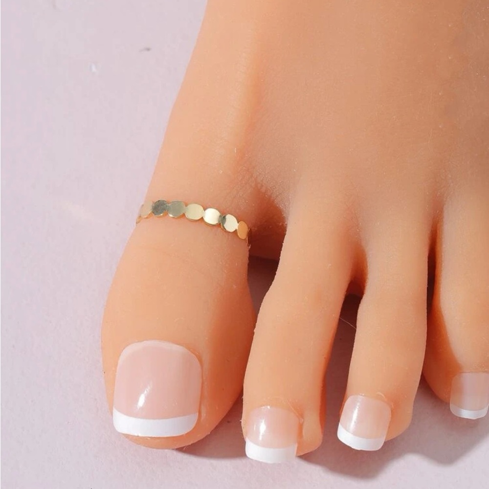🎉 New Golden Cuff Adjustable Toe Ring